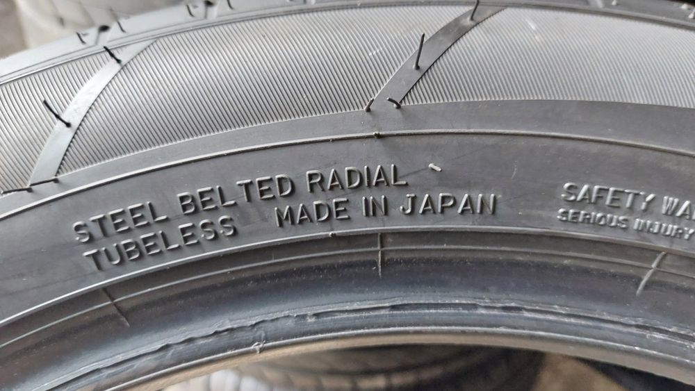 Нови гуми 215/50/17 Dunlop SP Sport Maxx 4 броя