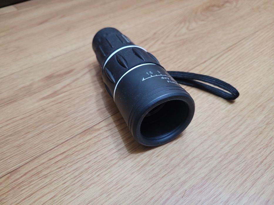 Фонарик карманный + Монокль