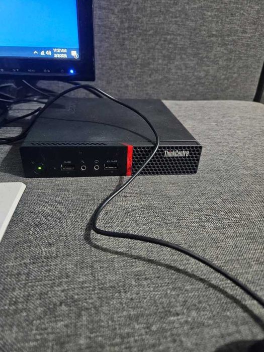 MiniPC cu monitor - ideal pentru office