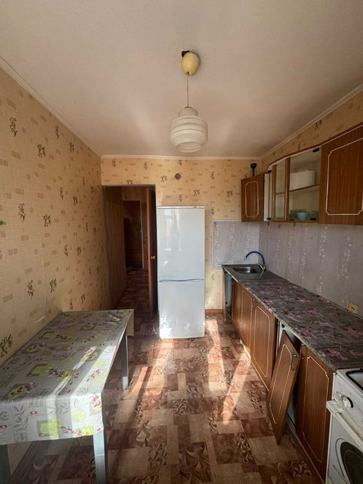 Продам 2-комнатную квартиру в 4 мкр