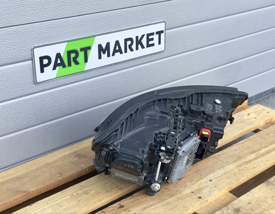 Ляв фар AUDI A6 C7 MATRIX 4G0941035