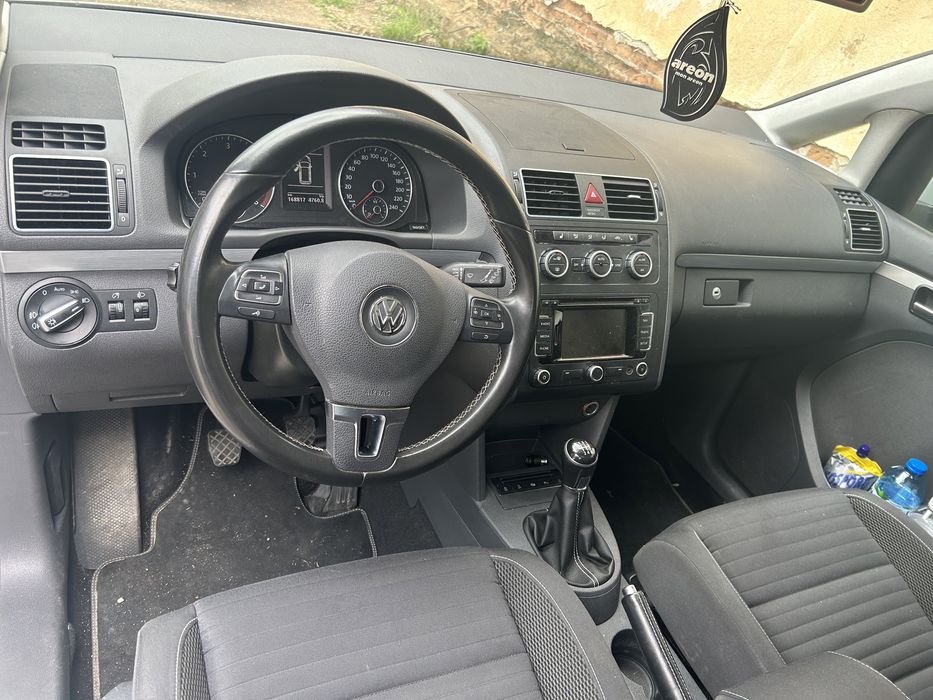 На части VW touran 1.6 105 / VW туран 1.6 105 к.с