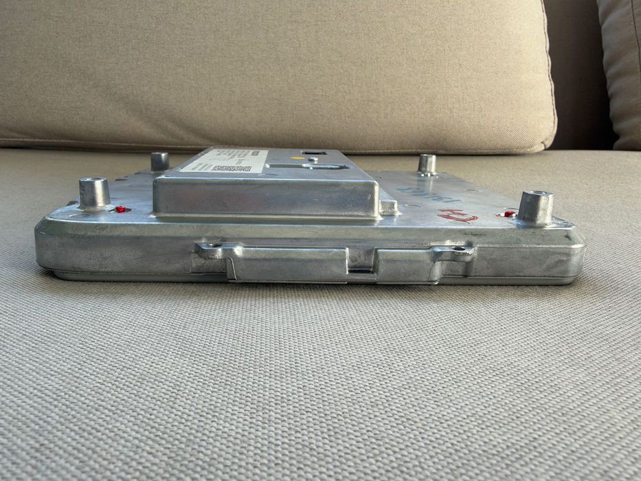 Display Volvo XC40 XC60 XC90 S60 V60 S90 V90 | OEM 32247465AA