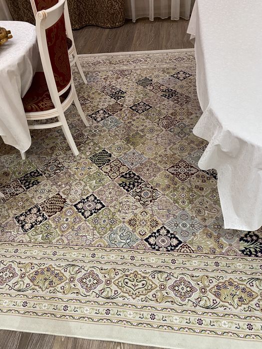 Срочно продам натуральный ковер