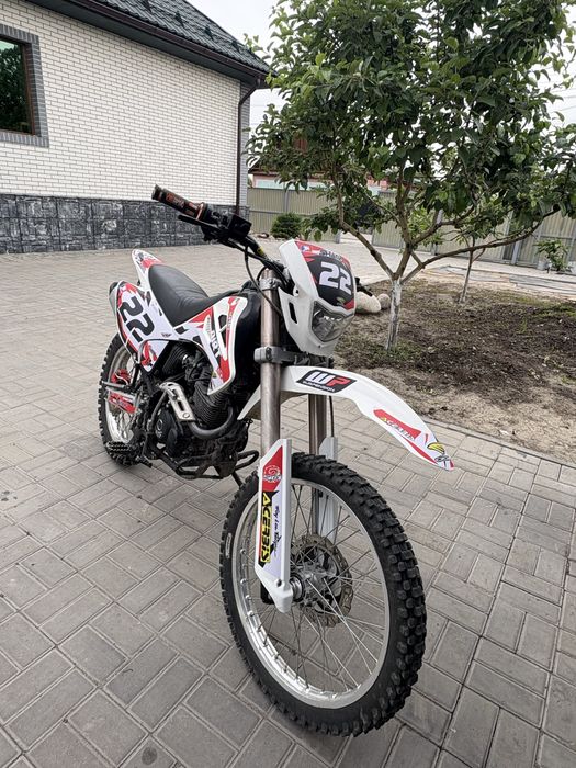 Продам эндуро 250 куб