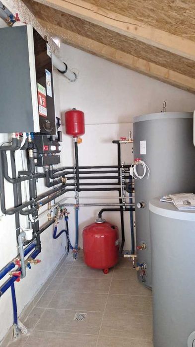 Instalator sanitar Craiova - obiecte sanitare, desfundare canalizare, schimbare coloane bloc, apometre, boilere, hidrofoare, avarii apa