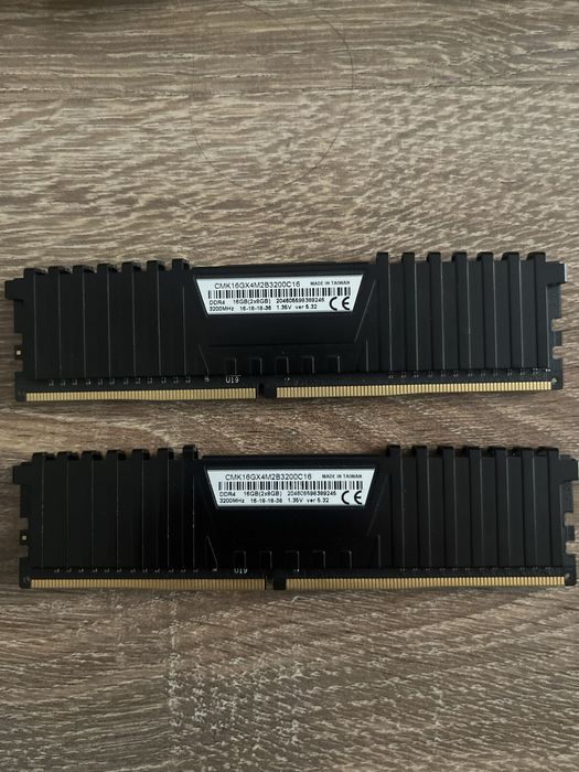 Corsair Vengeance LPX 16GB (2x8GB) DDR4 3200MHz CL16 – Kit Dual Channel