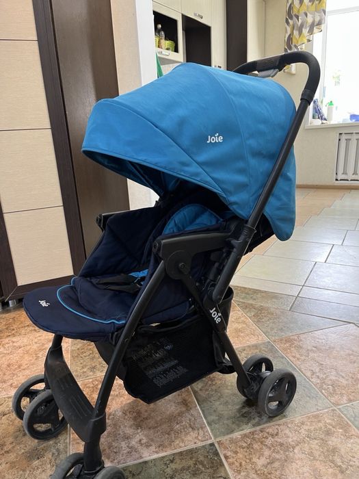 Детская коляска Joie