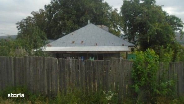 Casa si teren sat Covrag, ID: R2940351