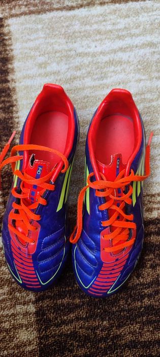 Бутоники адидас F50