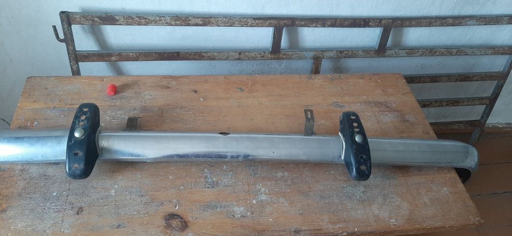 бампер от москвича