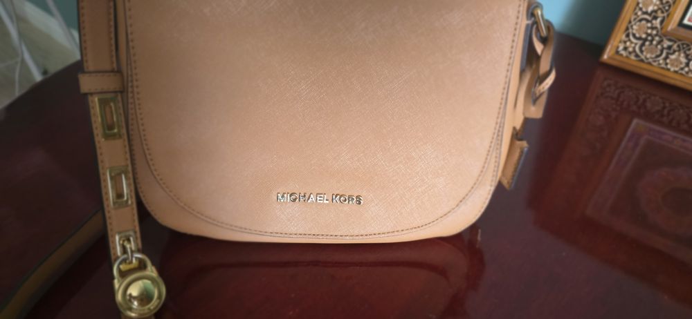 Сумка кожаная Michael Kors