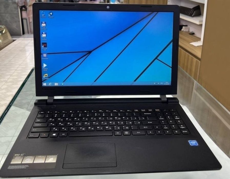 Lenovo noutbuk..
