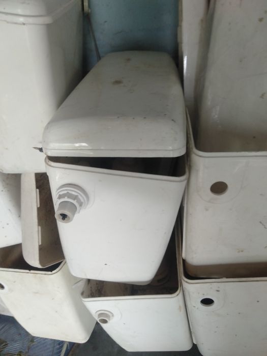 Бочка от унитаза пластик