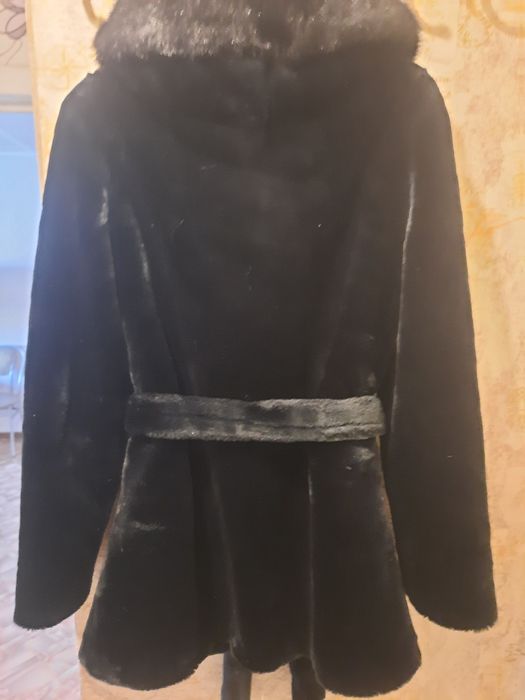 Шуба с капюшоном