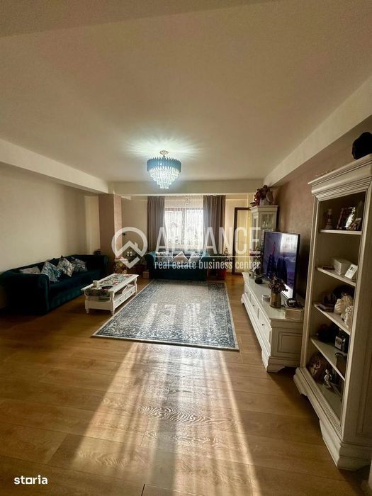 Apartament de vânzare - Km 5, bloc nou (2014)