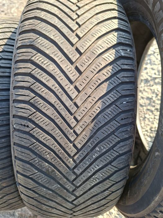 Продам шины 215/60/16 мишелин