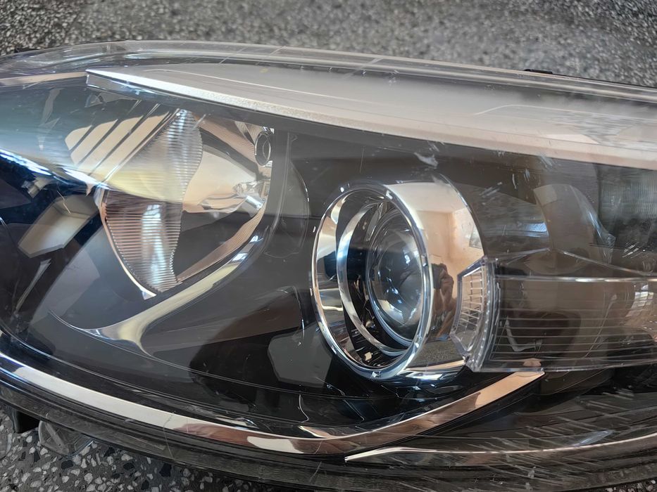 Фар за Renault Capture / Рено Каптюр