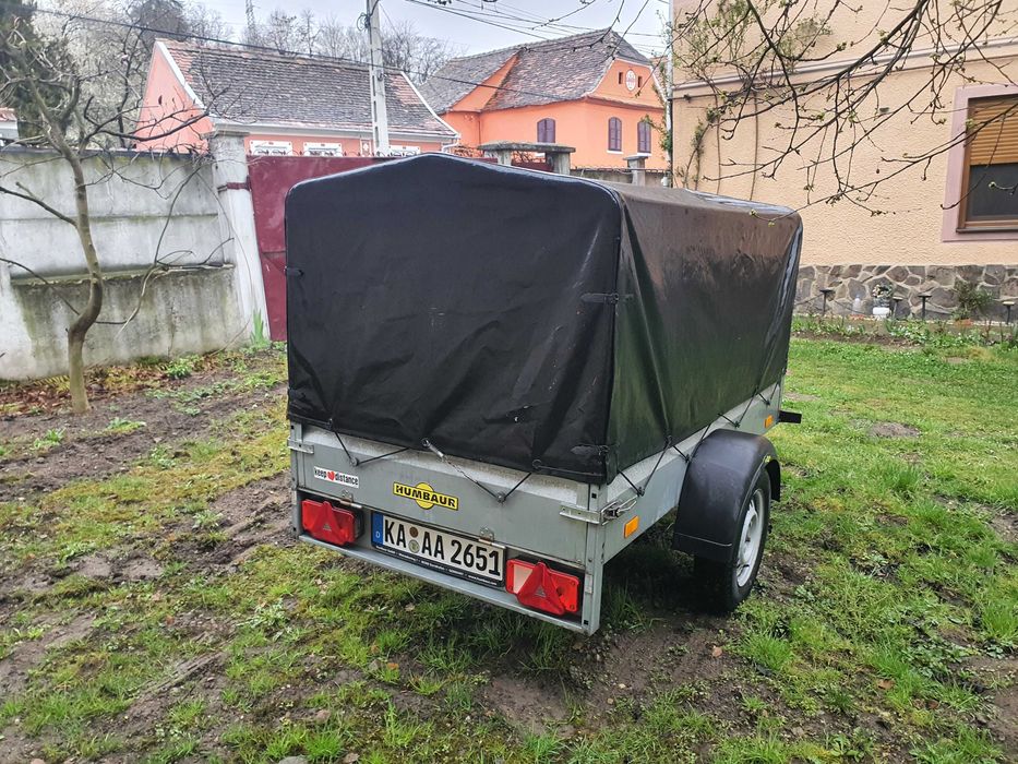 Remorca HUMBAUR Steely 750kg cu prelata inalta