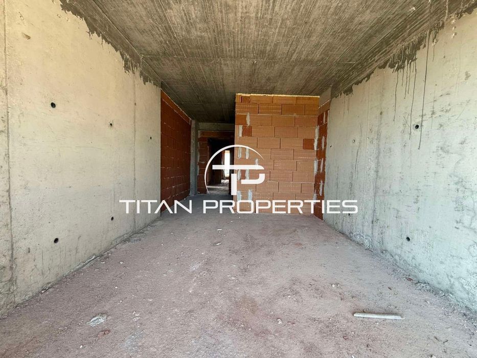 Многостаен апартамент за продажба в кв. Кършияка