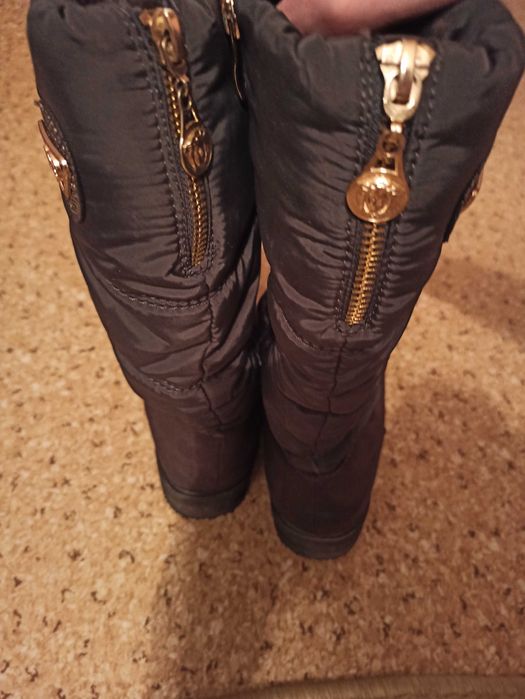 Продам сапоги дутыши