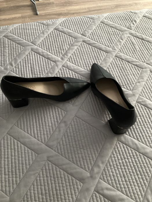 Продам туфли 39 размер