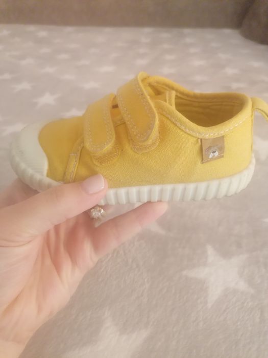 Vand adidași mar 25