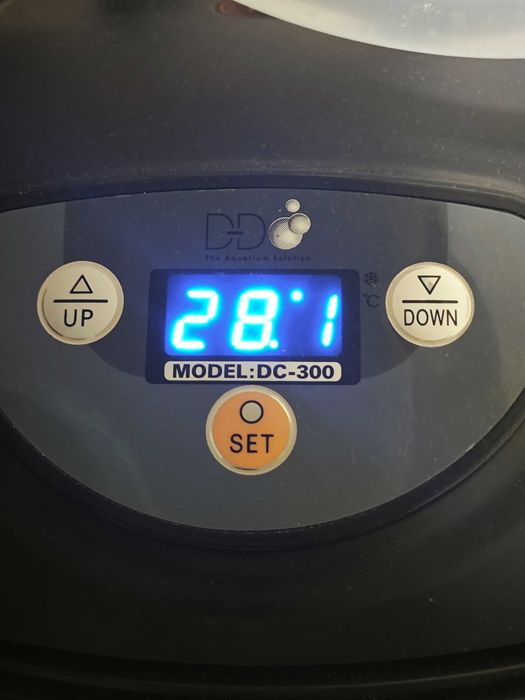 Продавам охладитер (Chiller) за аквариум Dc-300