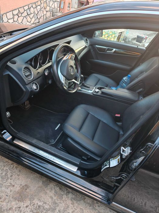Mercedes-Benz C 300 AMG 4MATIC M276 252к.с.