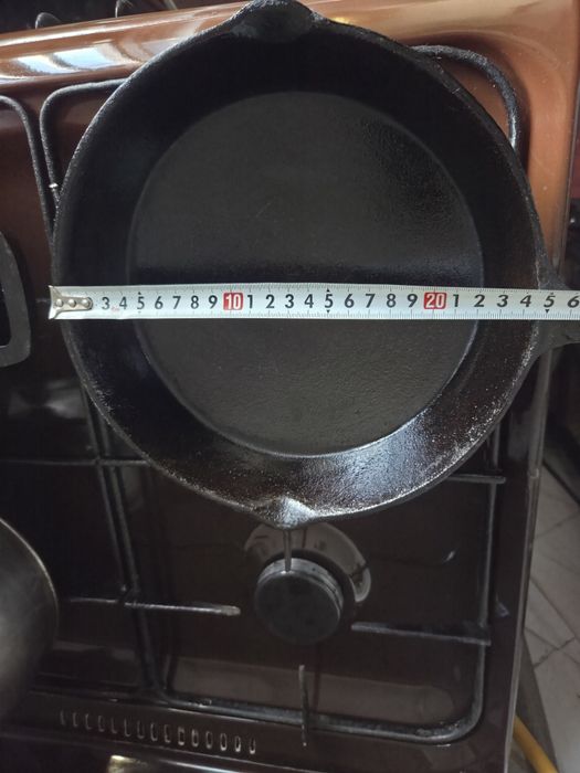 Сковорода новая Европейский.