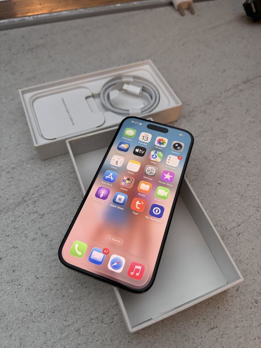 iPhone 15 pro 128 GB син
