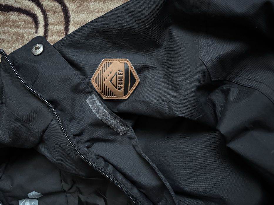 Черно зимно яке McKinley L