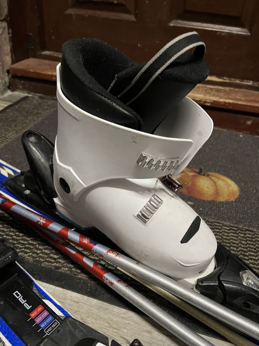 Ski si clapari copii