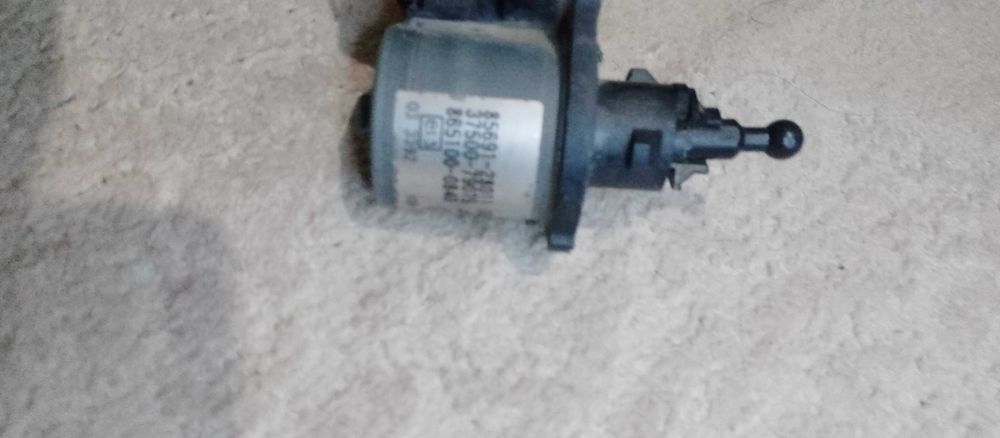 Корректор фар на Toyota 200