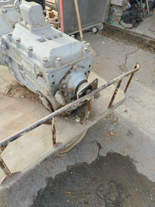 продам новую коробку на камаз