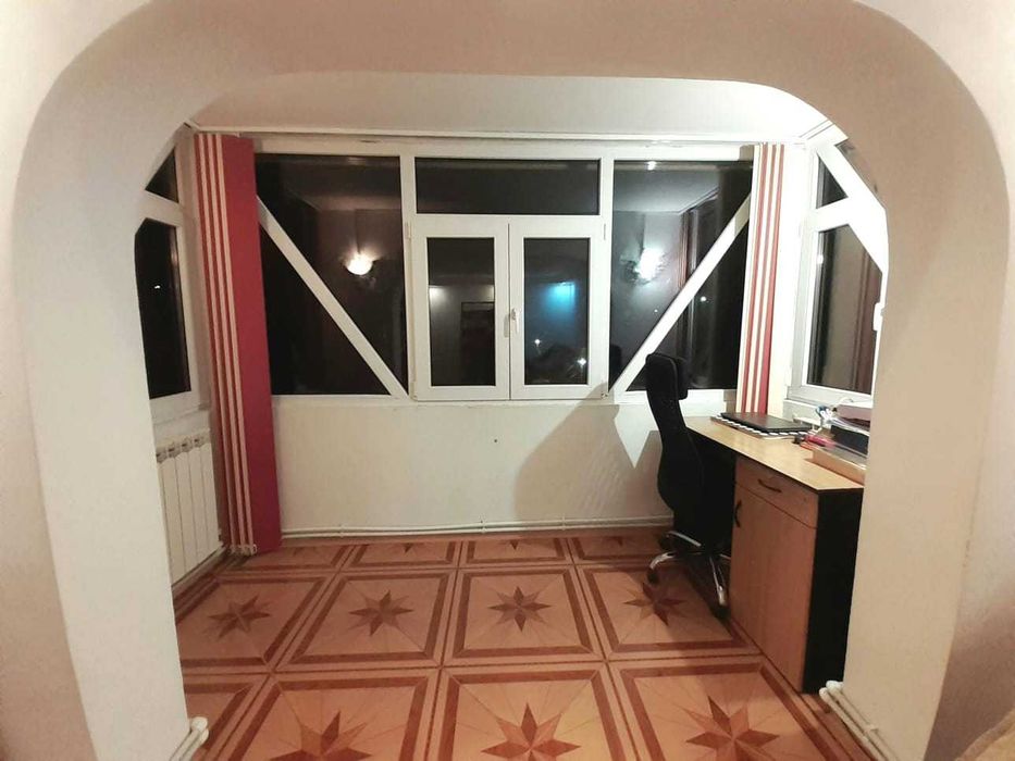 Apartament 3 camere, decomandat, 74 mp, Berca