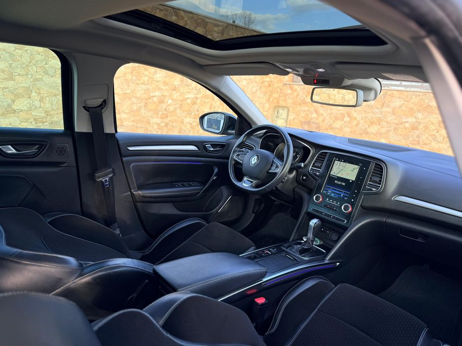 Renault megane 4 ,1.5 dci, trapa, pure led