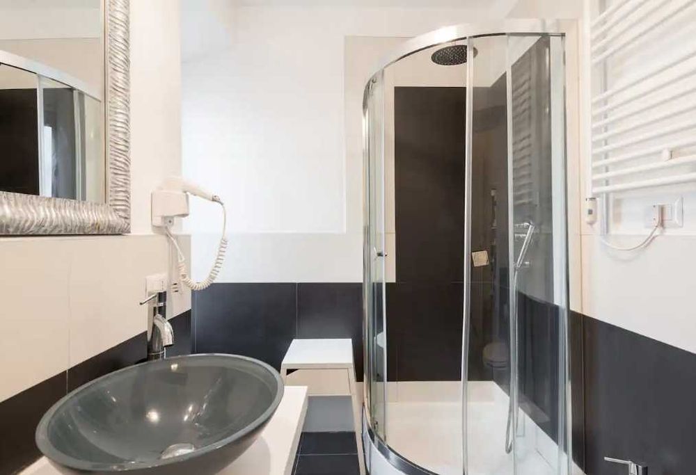 Дава се под наем Двустаен апартамент в Пловдив, Съдийски - 65 кв.м за 280.5 € - Снимка #2