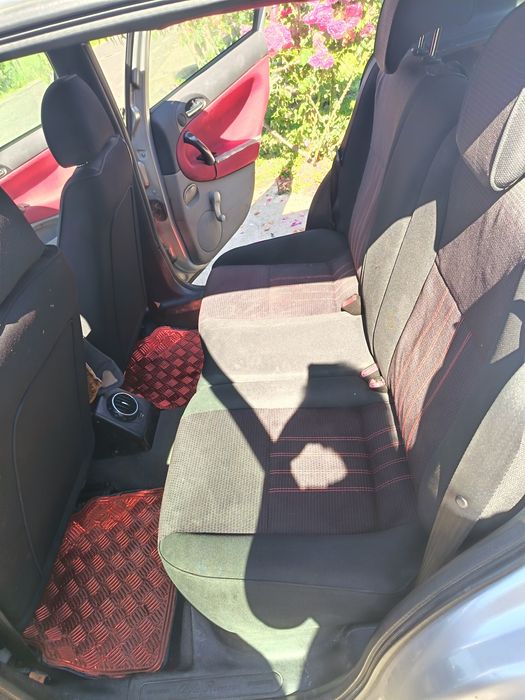 Vand Alfa Romeo , mai multe detalii în privat