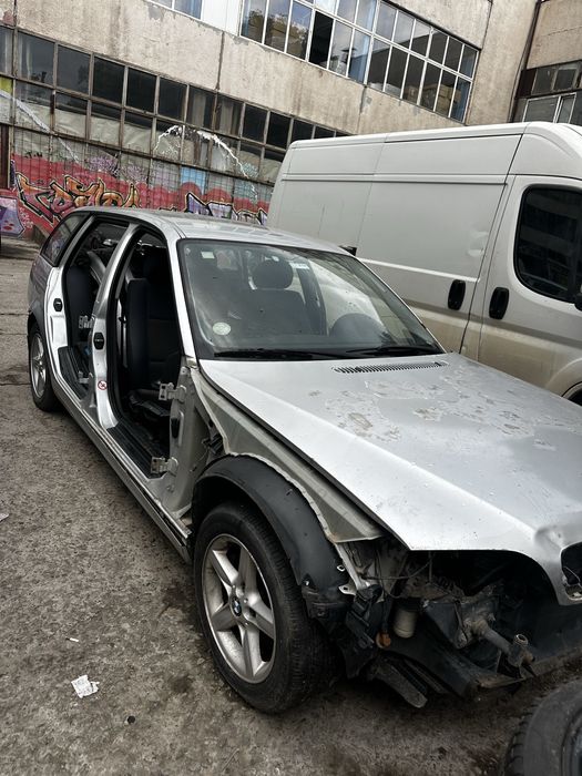 BMW 320D facelift на части