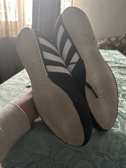 Продавам обувки за бокс