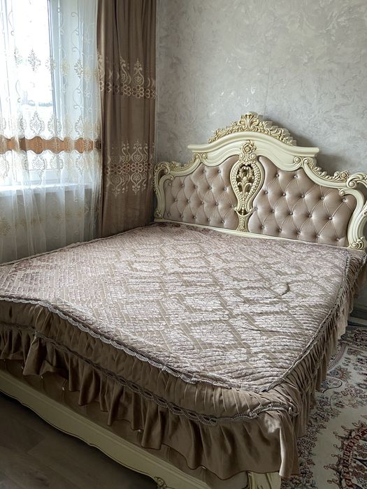 Б/у спальный гарнитур