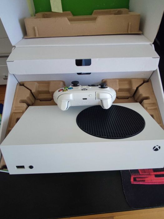 Xbox series S white