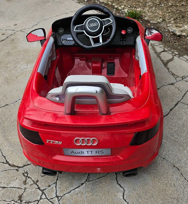 Акумулаторна кола с родителски контрол 6V AUDI TT ЧЕРВЕН