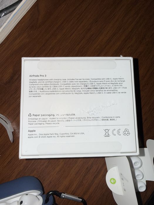 Срочно AirPods pro 3