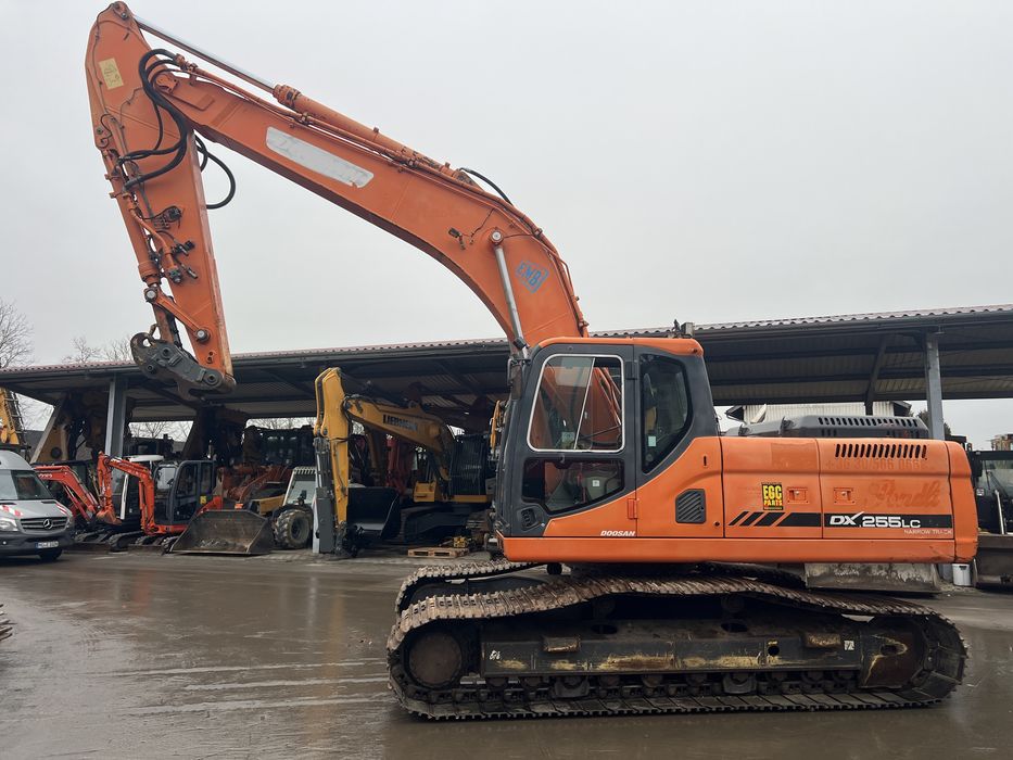 Продается гусеничный экскаватор DOOSAN DX 255 LC