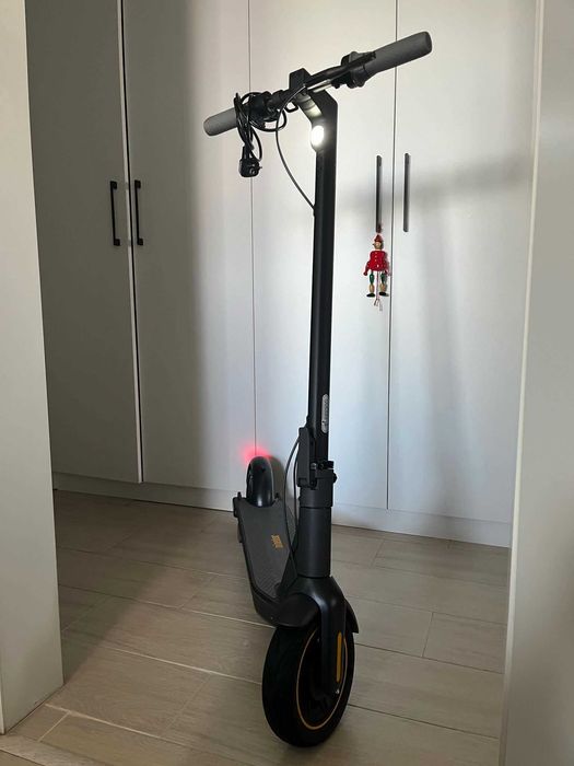 Trotineta Electrica Segway Ninebot G30