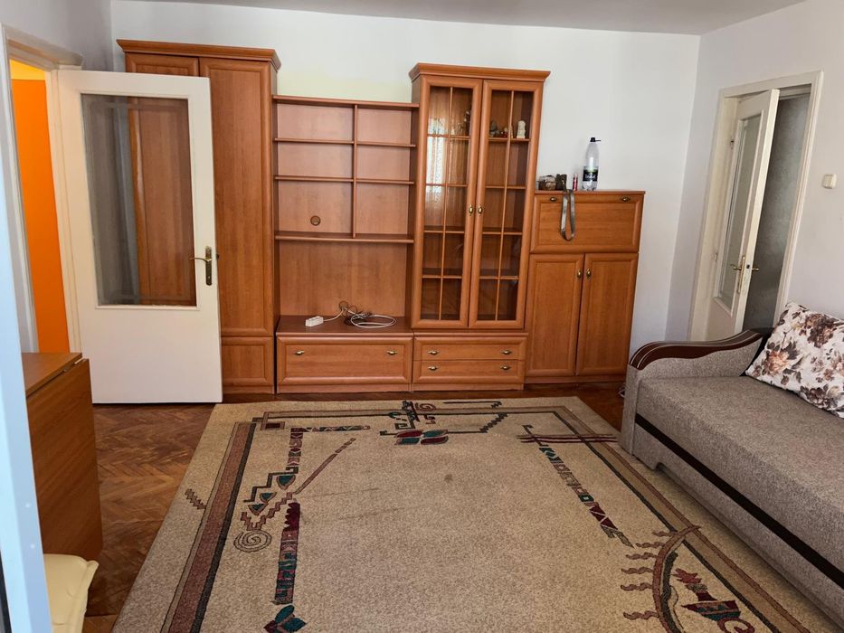 Apartament de inchiriat