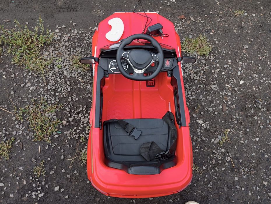 Продам детский электромобиль