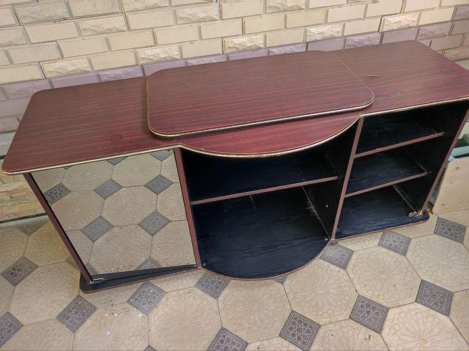 Тумба под телевизор